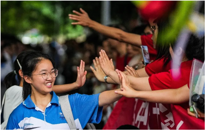 家长必读：孩子踏上高考考场，就是家庭的胜利！